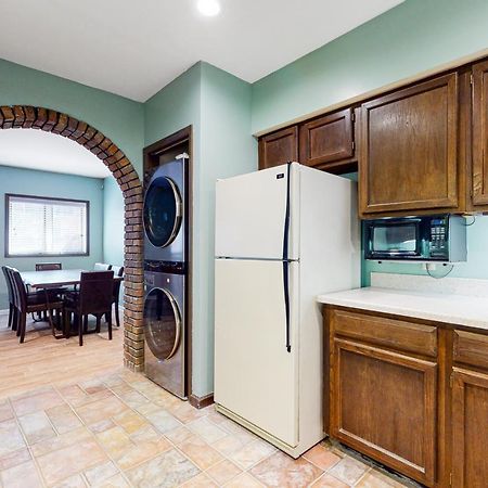 Smoky Mountain Castle Caretaker'S Apartment Sevierville Bagian luar foto