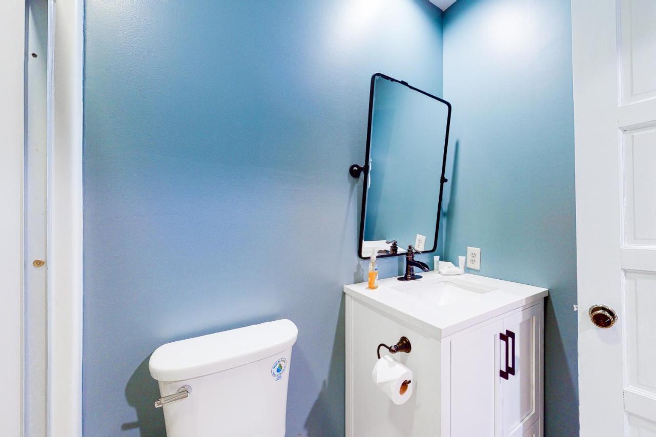 Smoky Mountain Castle Caretaker'S Apartment Sevierville Bagian luar foto