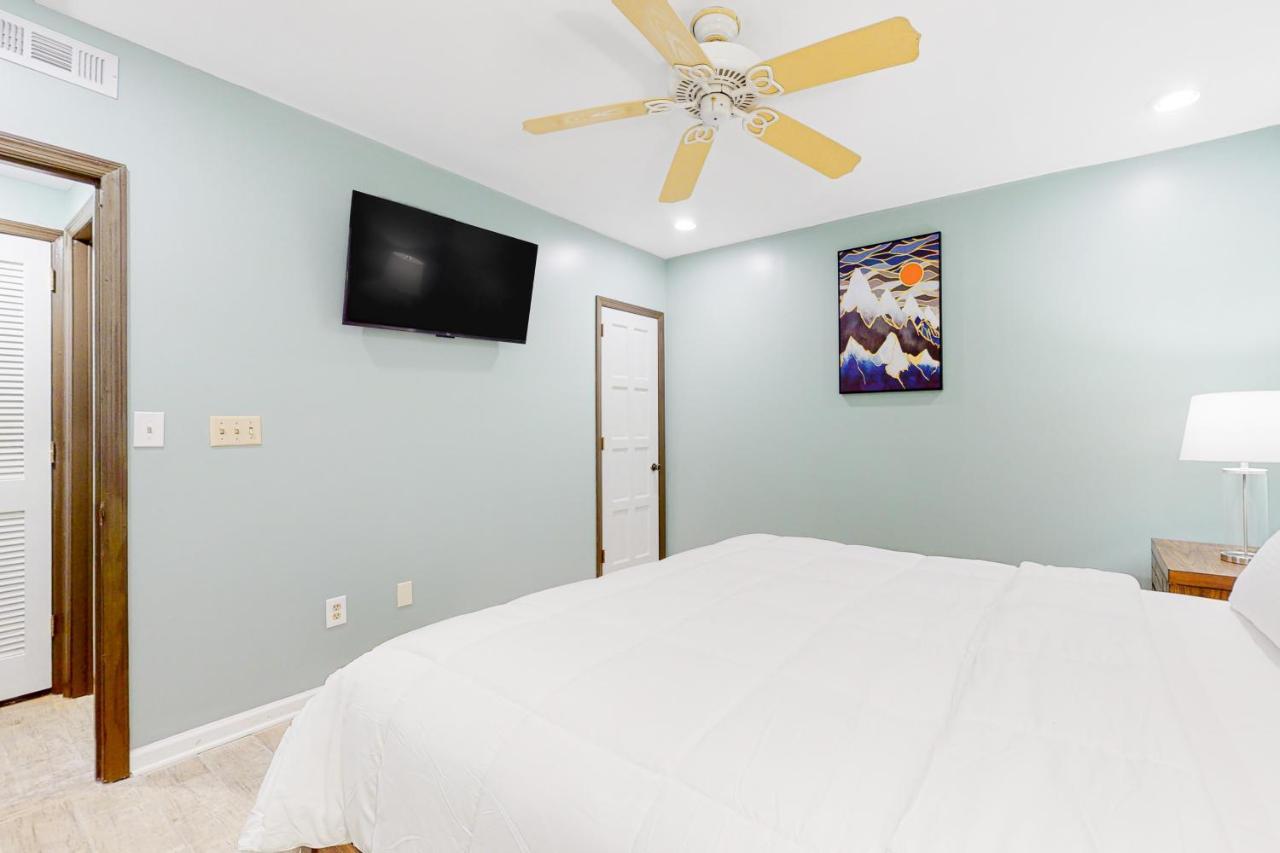 Smoky Mountain Castle Caretaker'S Apartment Sevierville Bagian luar foto